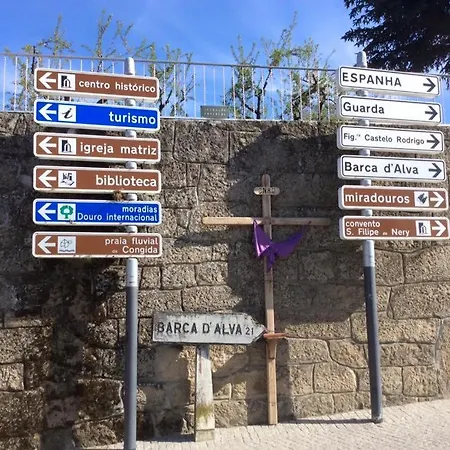 Moradias Do Douro Internacional Дом отдыха Фрейшу-ди-Эшпада-а-Синта