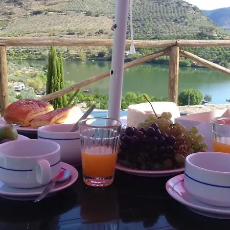 Moradias Do Douro Internacional Дом отдыха Фрейшу-ди-Эшпада-а-Синта