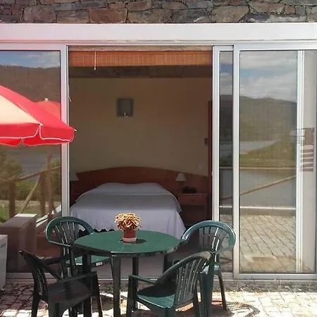 Moradias Do Douro Internacional Holiday home Freixo de Espada a Cinta