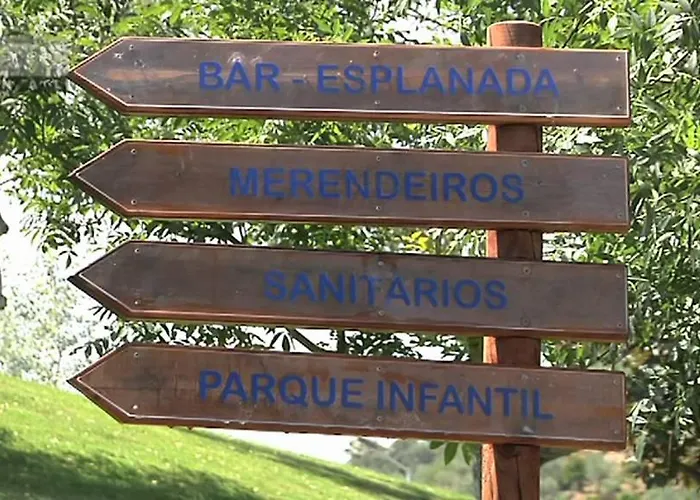 Moradias Do Douro Internacional - M4 * Freixo de Espada à Cinta