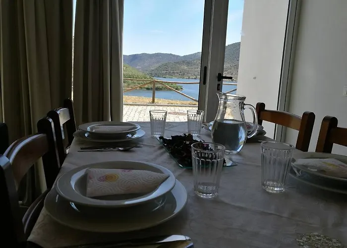 Moradias Do Douro Internacional - M4 Сasa de vacaciones *